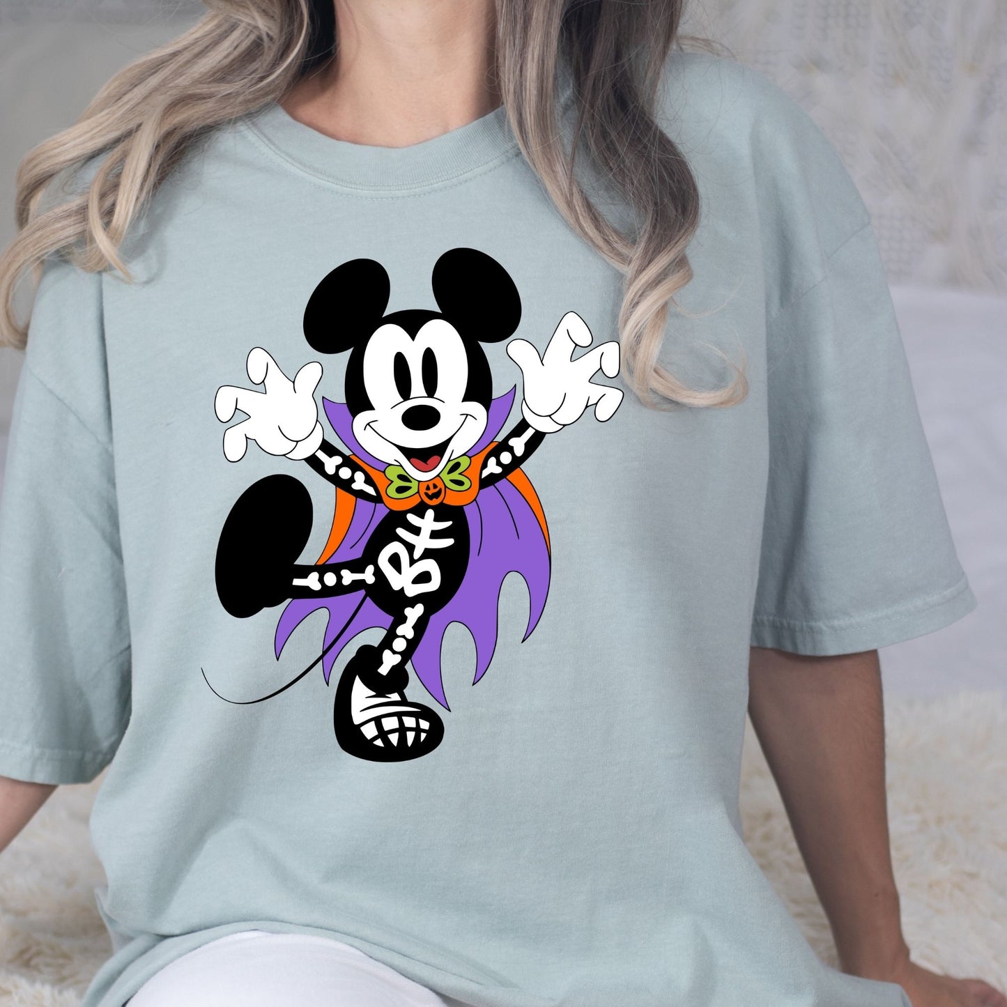 Cartoon Mouse Skeleton Graphic Tee – Spooky Halloween Oversized Shirt