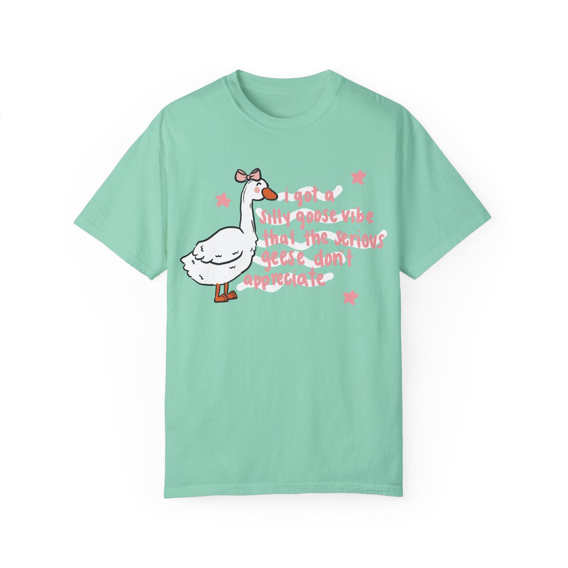 Comfort Colors DTF Print Silly Goose Unisex T-shirt, Funny Graphic Tee for Geese Lovers, Unique Gift for Bird Enthusiasts, Casual Top