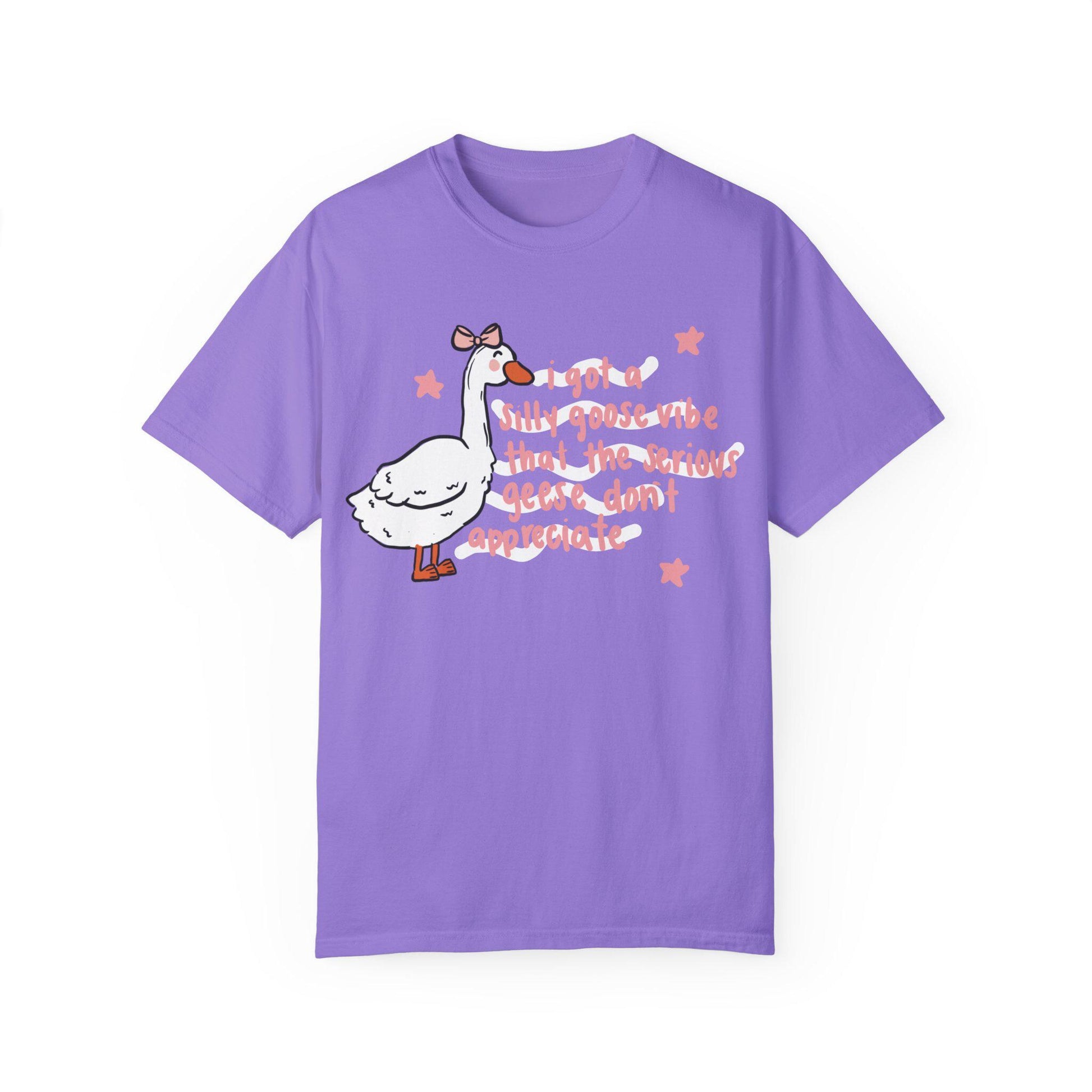 Comfort Colors DTF Print Silly Goose Unisex T-shirt, Funny Graphic Tee for Geese Lovers, Unique Gift for Bird Enthusiasts, Casual Top