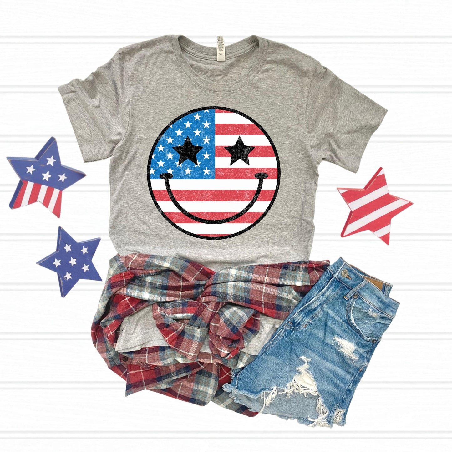 Patriotic Smiley Face T-Shirt – Distressed USA Flag Stars & Stripes Graphic Tee – 4th of July Shirt, Summer Americana Outfit