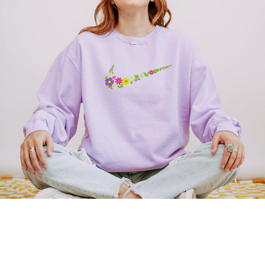 Floral Swoosh Embroidered Sweatshirt – Full Chest Colorful Flower Design – Lilac Crewneck for Spring, Garden Girls & Soft Aesthetic
