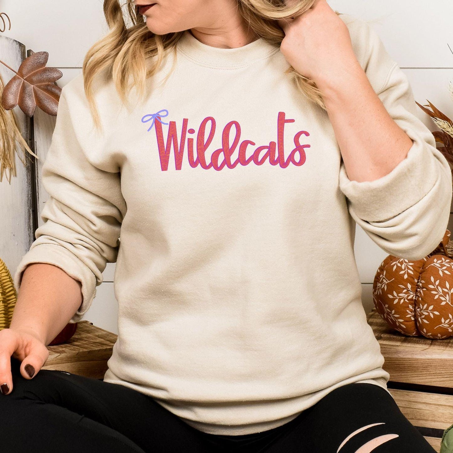 Wildcats Script Embroidery Sweatshirt | Cozy Football Team Spirit Pullover | Custom Lettering Fall Game Day Crewneck | Gift for Fans