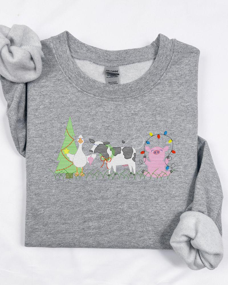 Farm Animal Christmas Sweatshirt – Embroidered Cow Pig Goose Holiday Crewneck – Cozy Farmhouse Christmas Sweater Gift